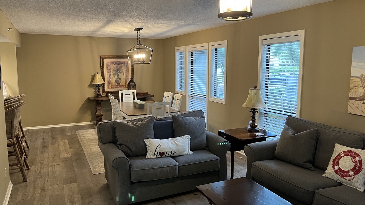 Photo of Livingroom in Palmetto Dunes