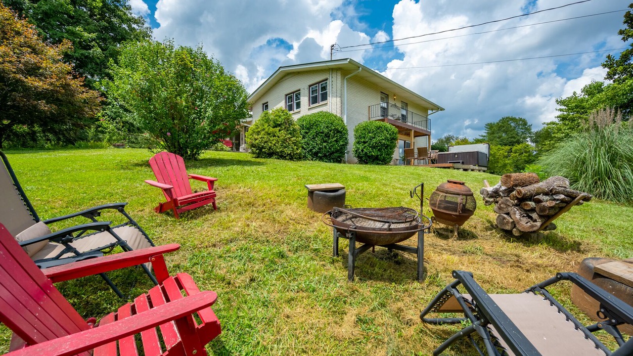Photo of Outdoor in Clarkesville