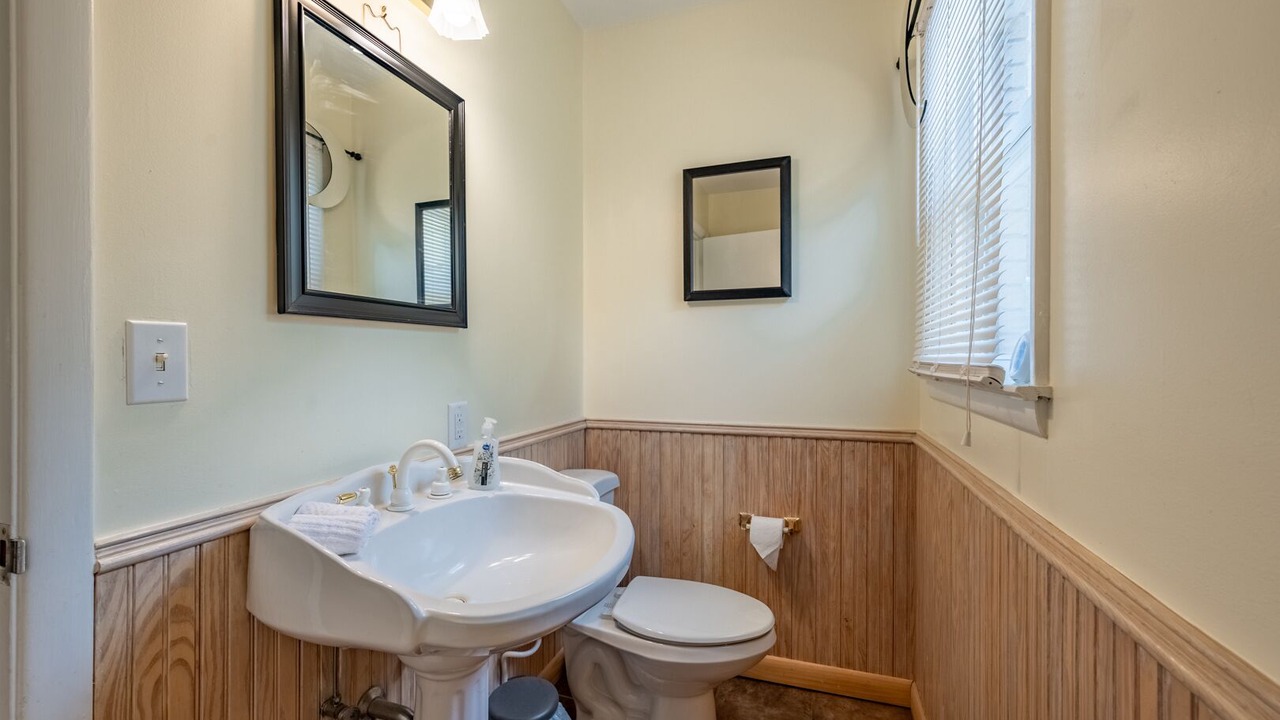 Photo of Bathroom in Clarkesville