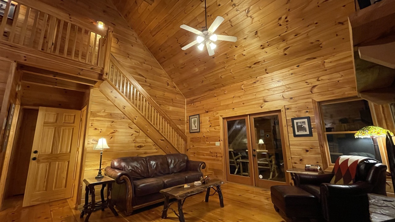 Photo of Livingroom in Ellijay