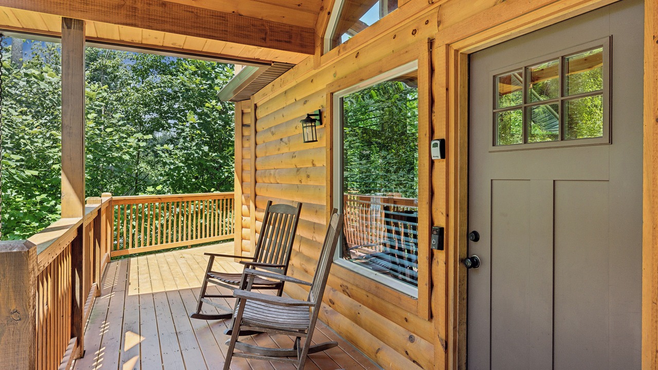 Photo of Patio Balcony in Chalet Village North