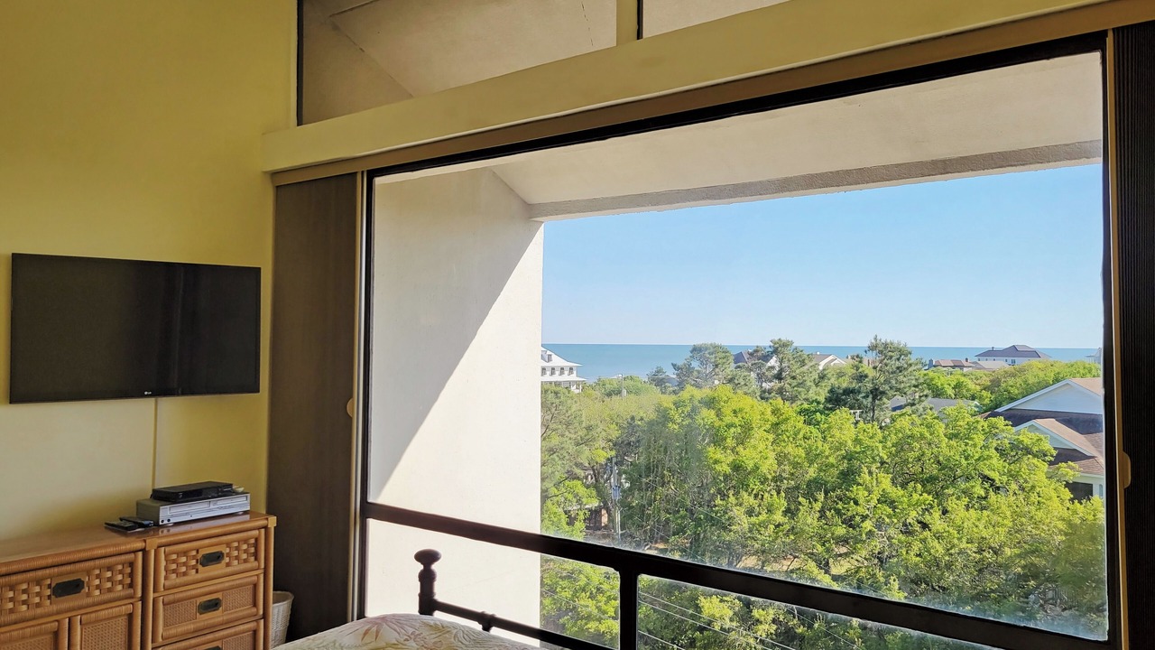 Photo of Bedroom in North Litchfield Beach