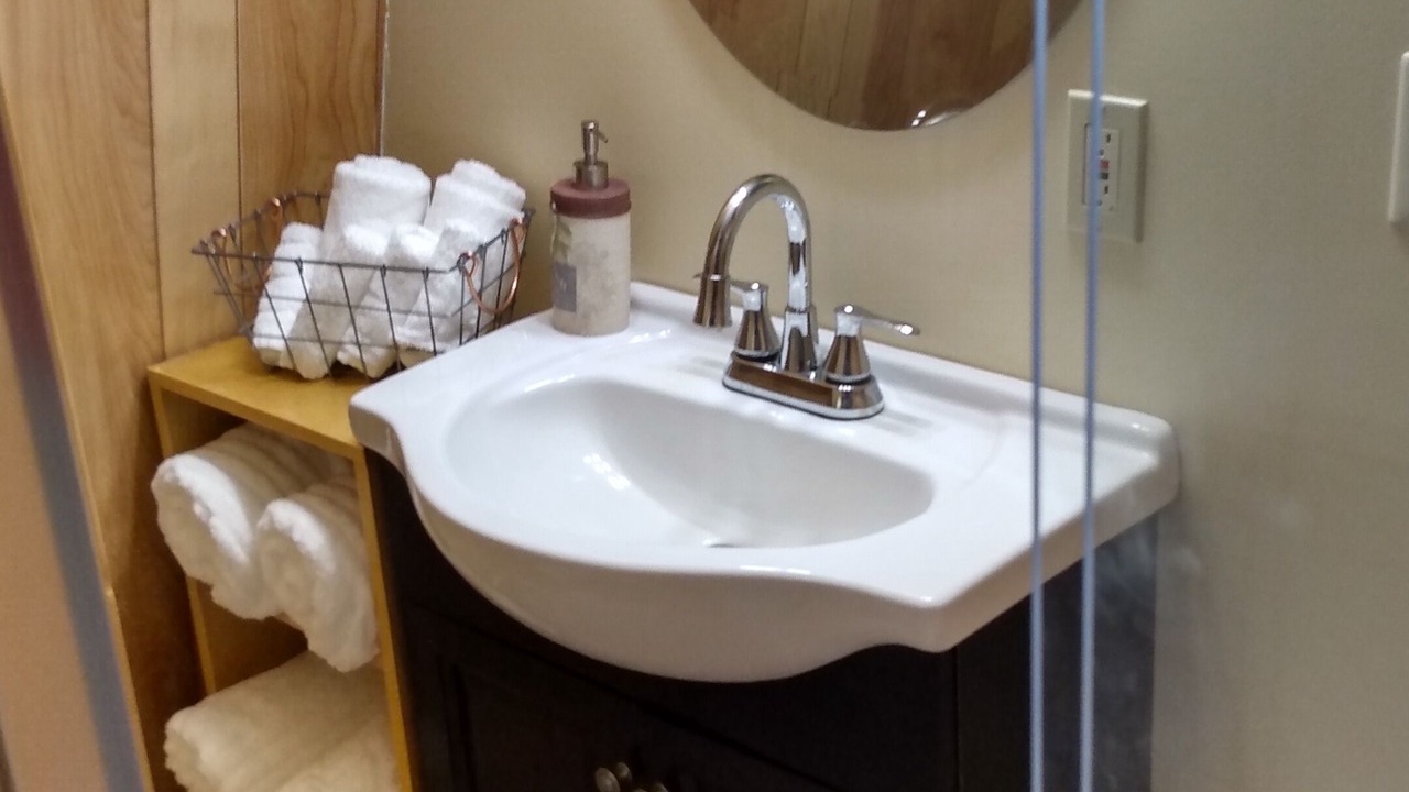 Photo of Bathroom in Mountain City