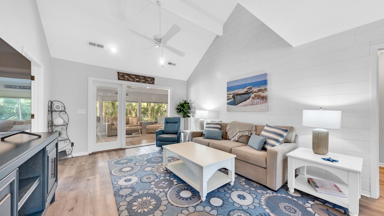 Photo of Outdoor in Tarpon Pond