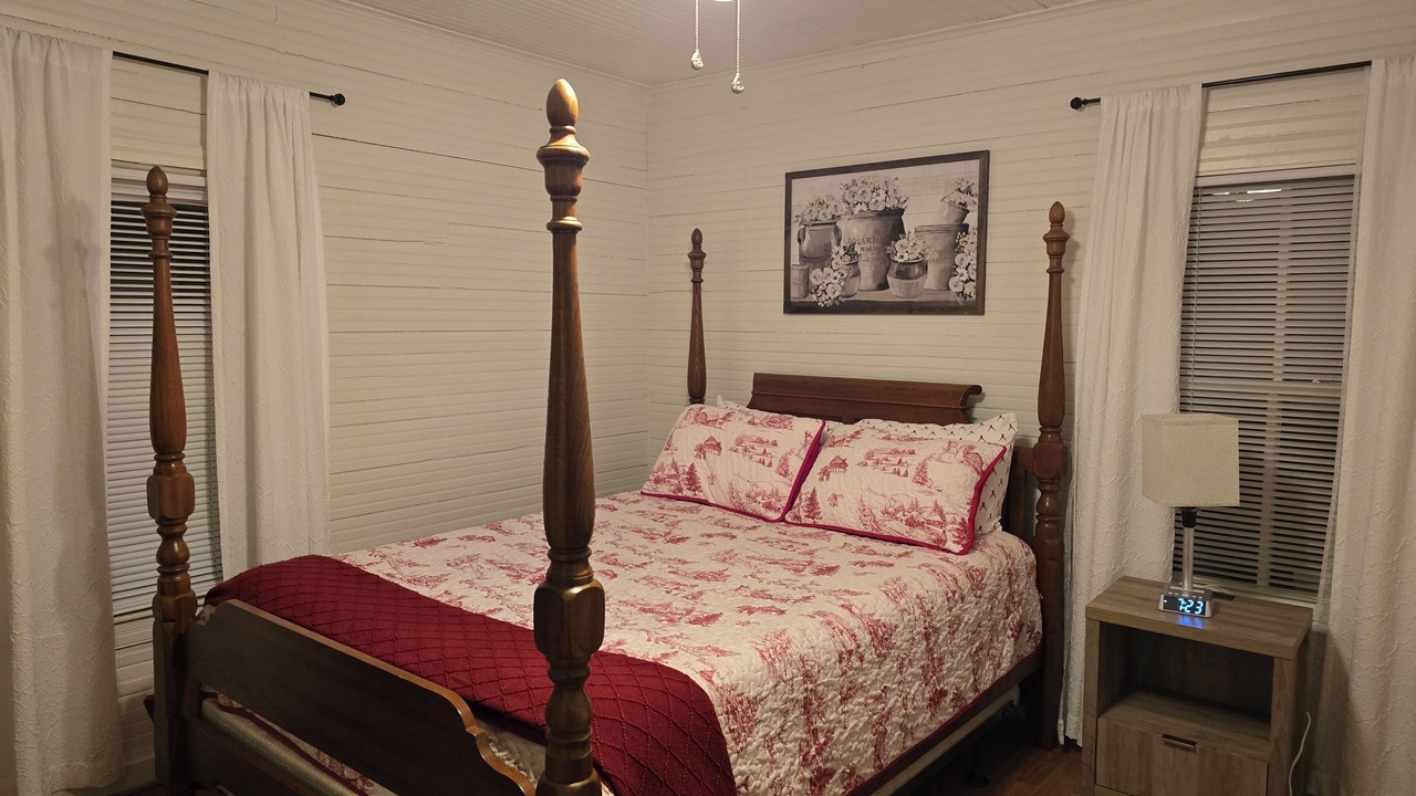 Photo of Bedroom in Mount Airy