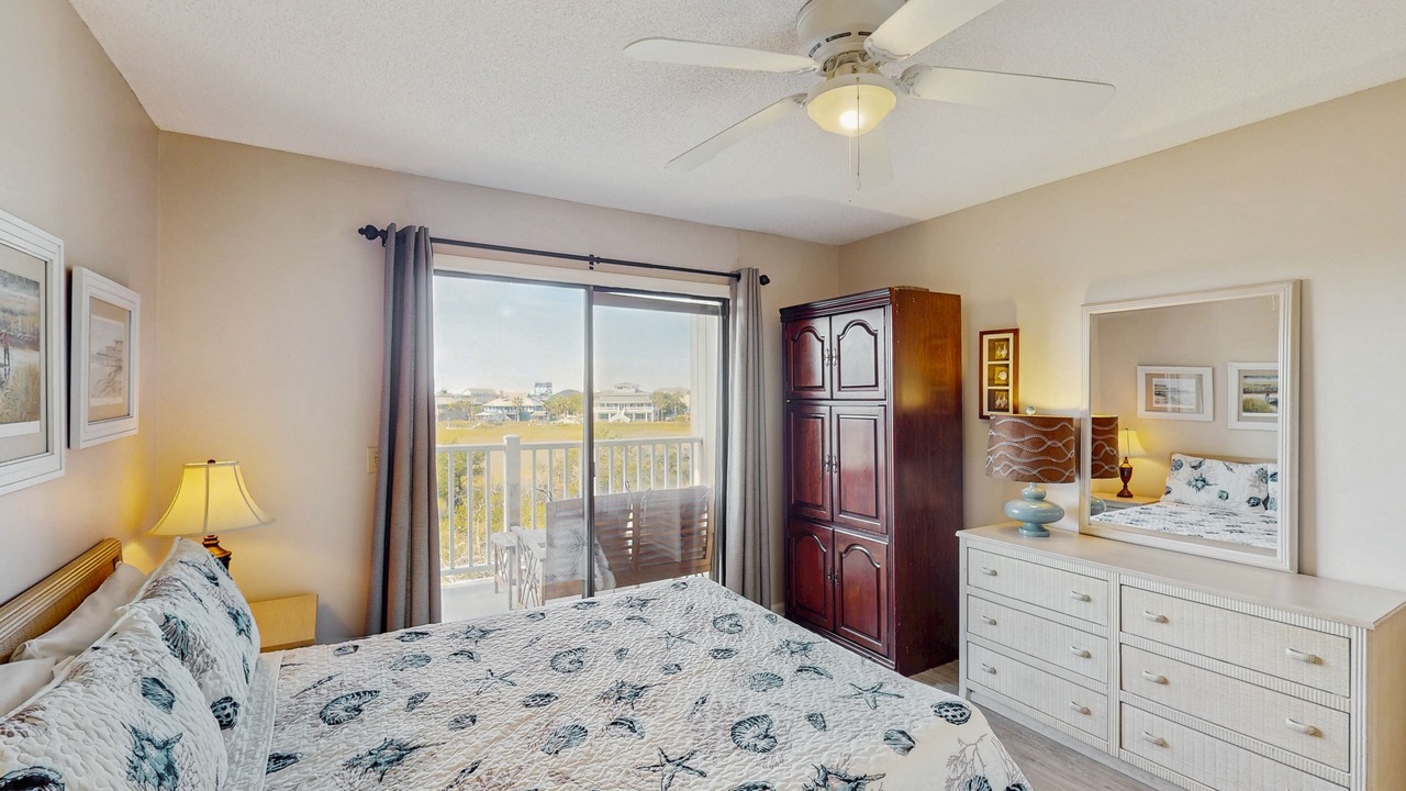 Photo of Bedroom in Edisto Island