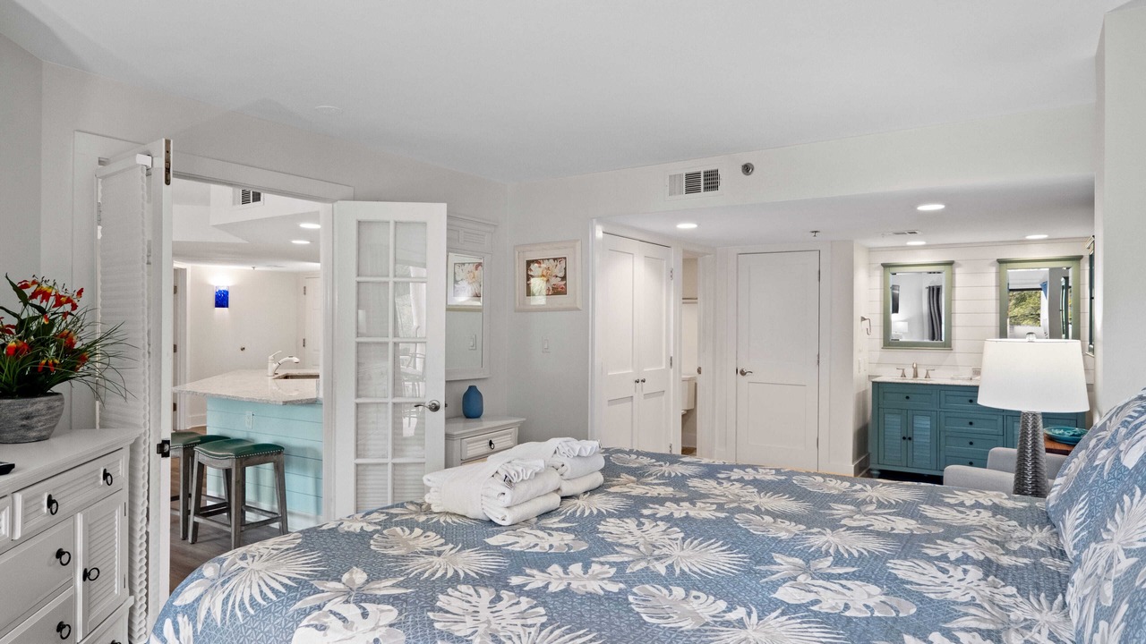 Photo of Bedroom in Palmetto Dunes