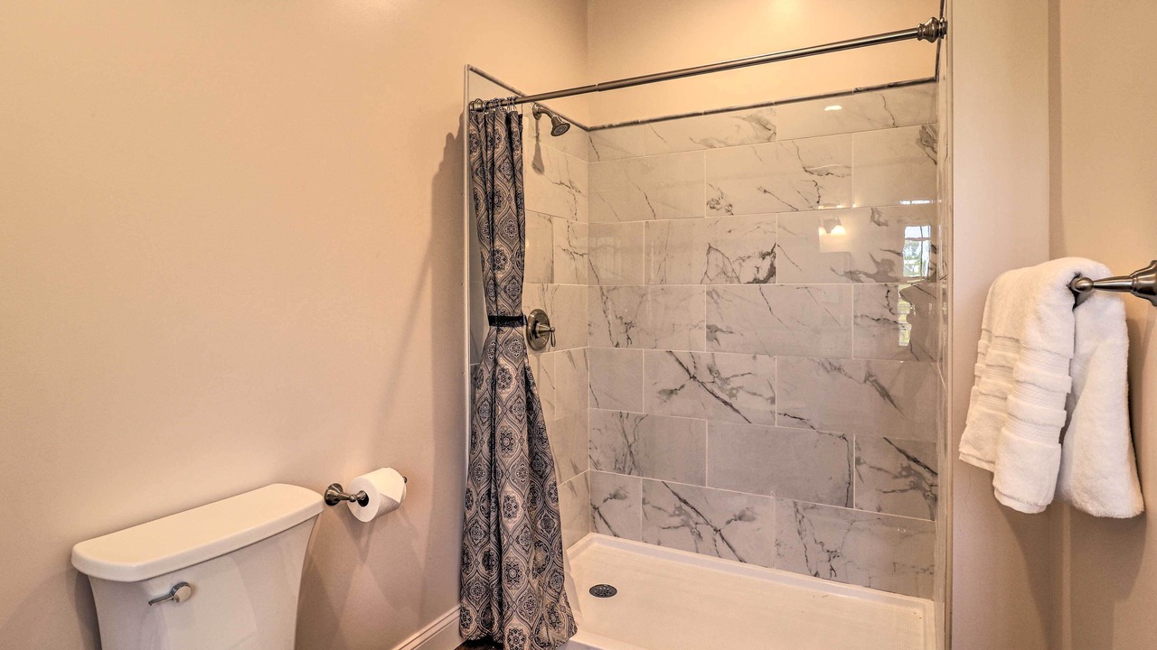Photo of Bathroom in Candler