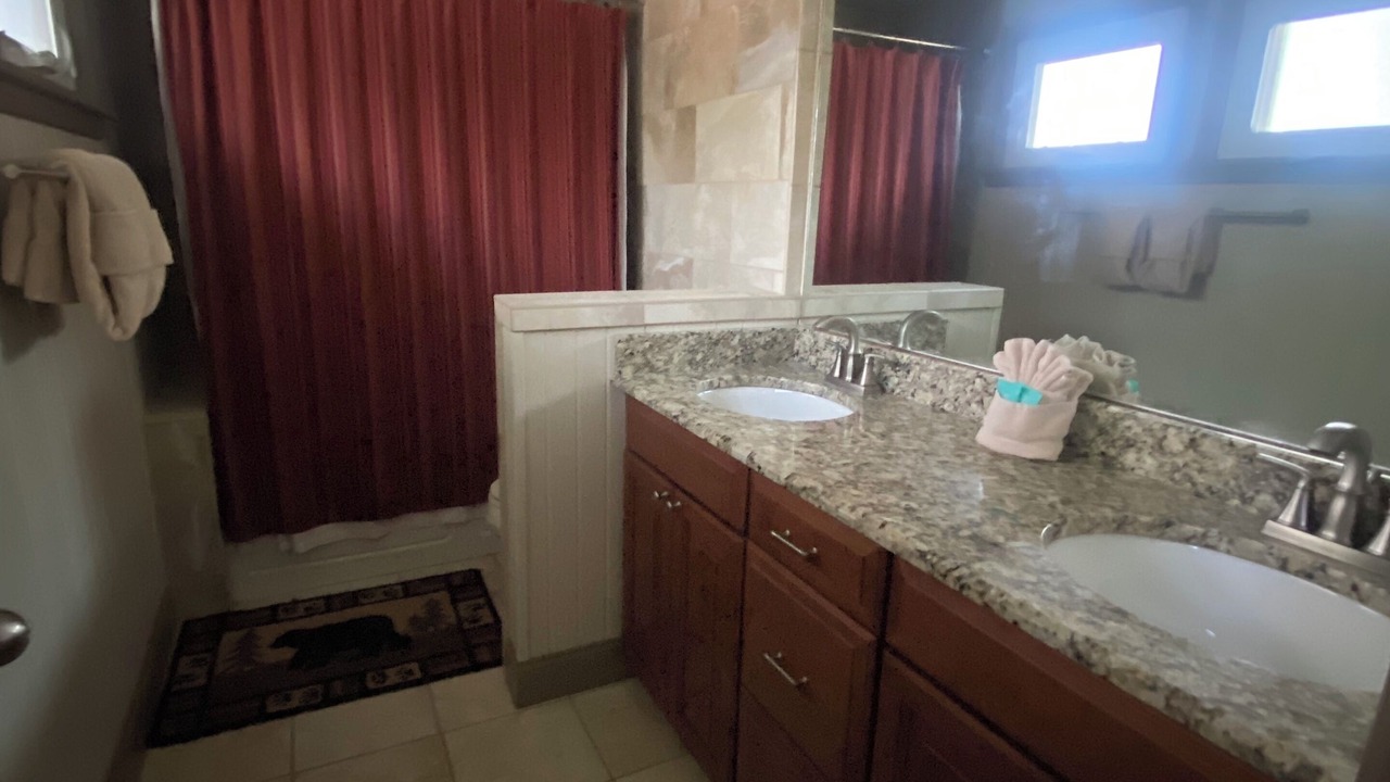 Photo of Bathroom in Gatlinburg