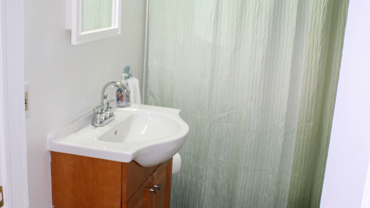 Photo of Bathroom in Toccoa