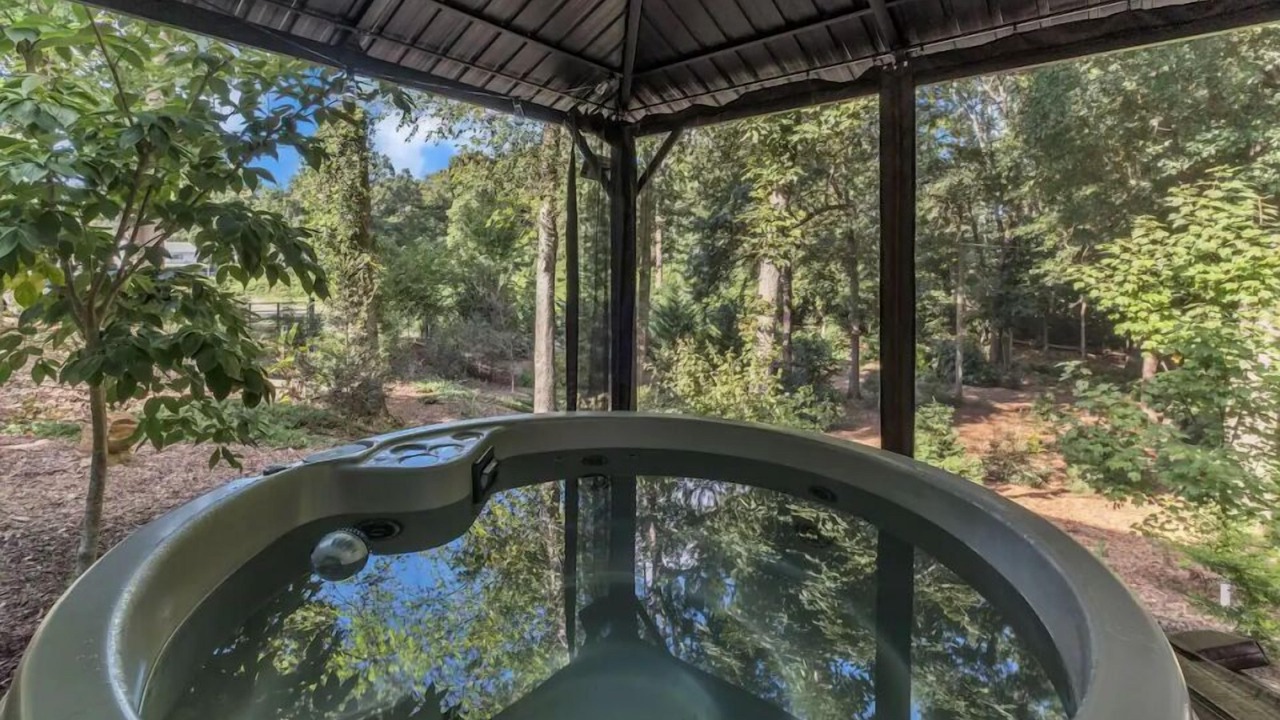 Photo of Outdoor in Toccoa
