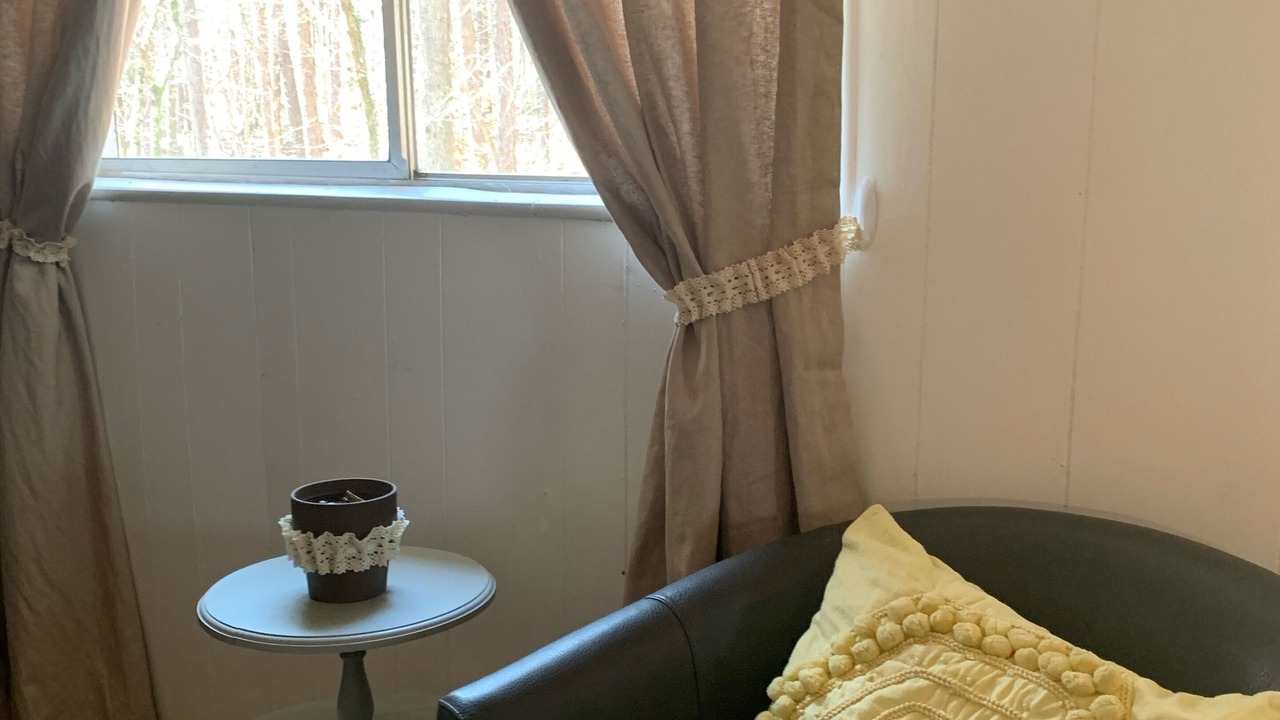Photo of Livingroom in Toccoa