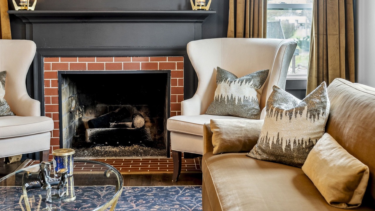 Photo of Livingroom in St. Matthews