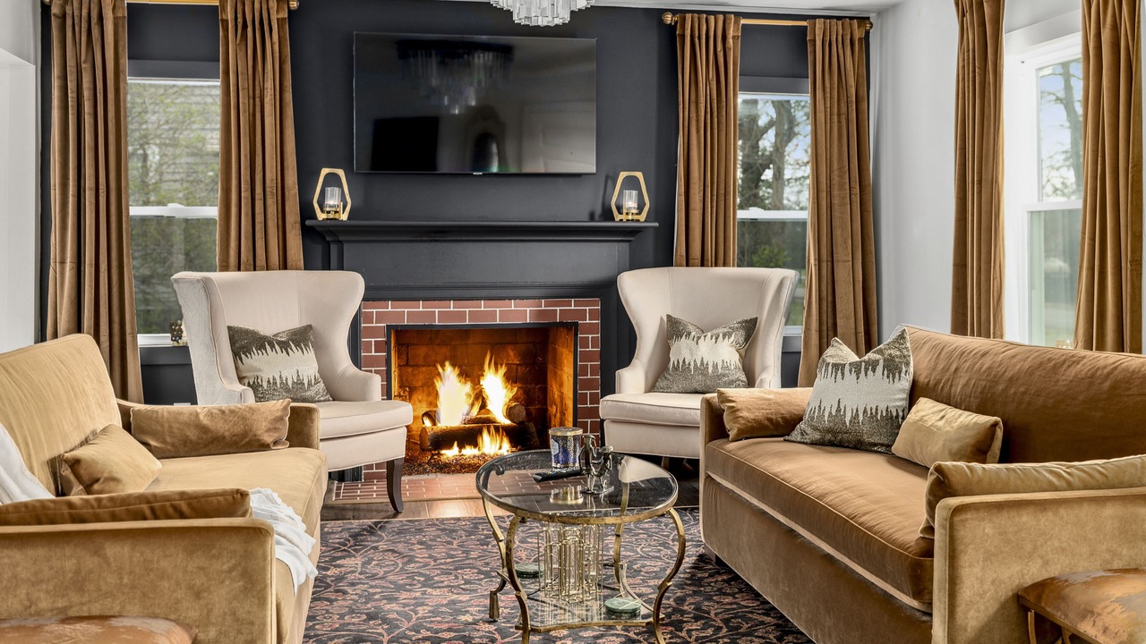 Photo of Livingroom in St. Matthews