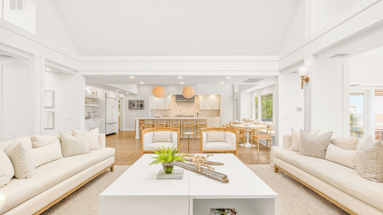Photo of Livingroom in Beach Lagoon