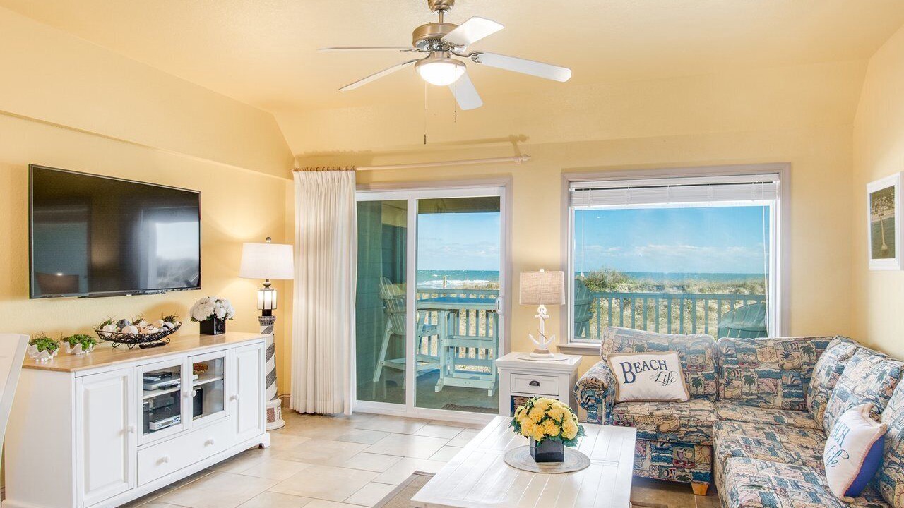 Photo of Livingroom in Kill Devil Hills
