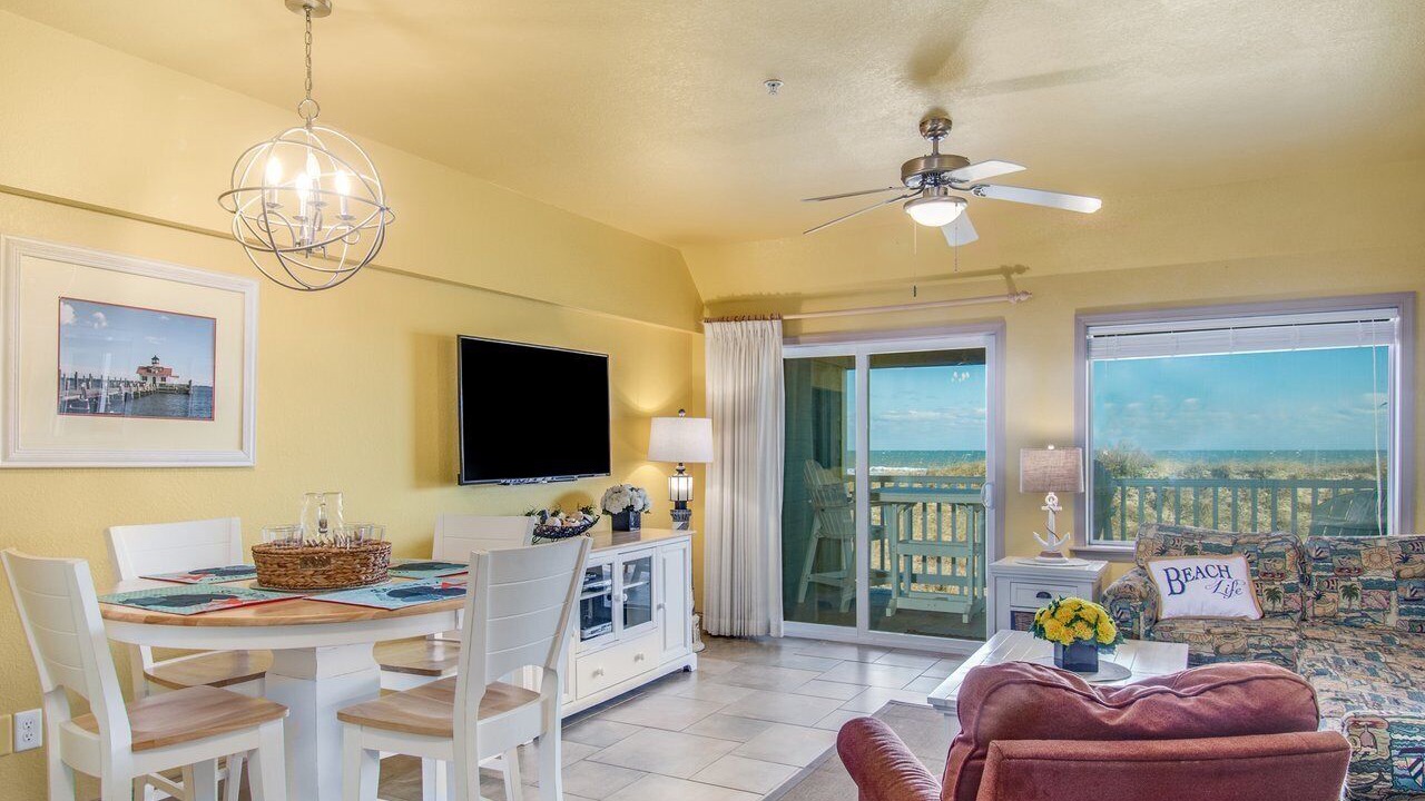 Photo of Livingroom in Kill Devil Hills