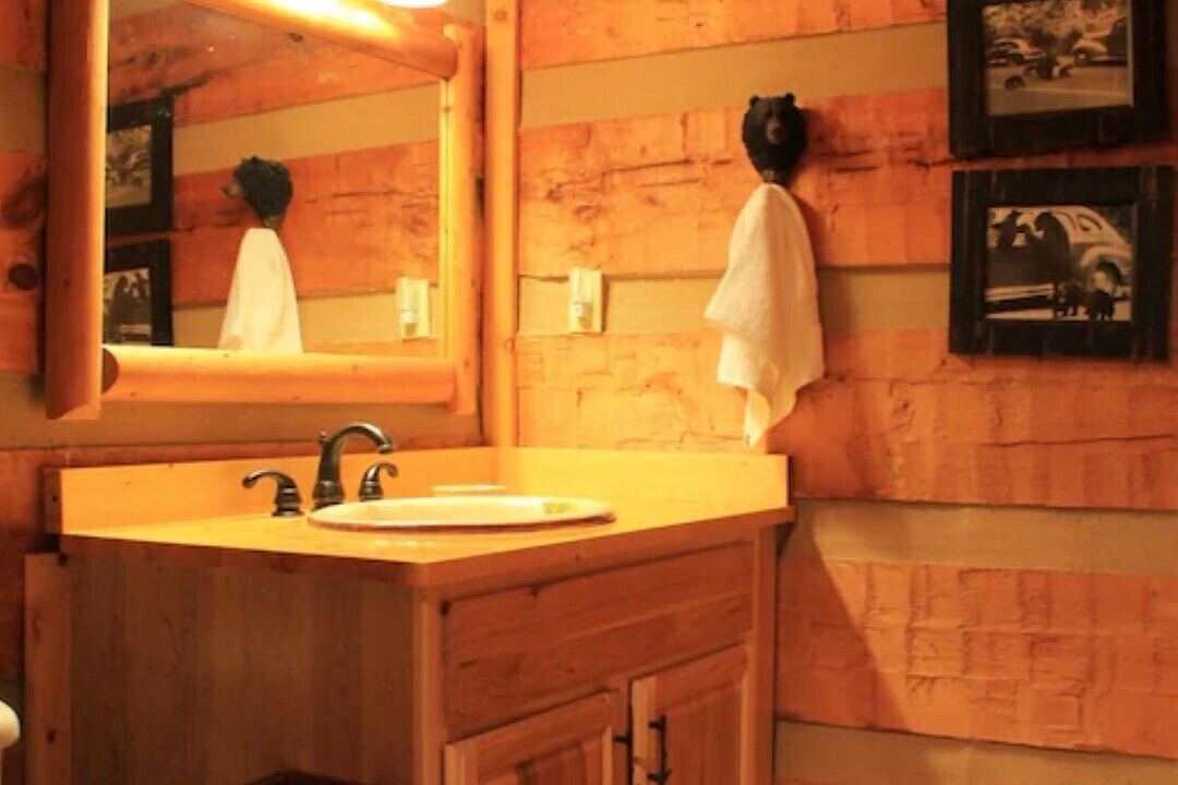 Photo of Bathroom in Gatlinburg