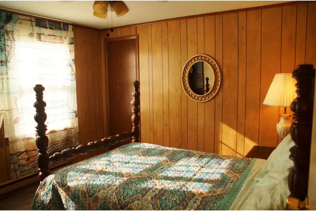 Photo of Bedroom in Lansing