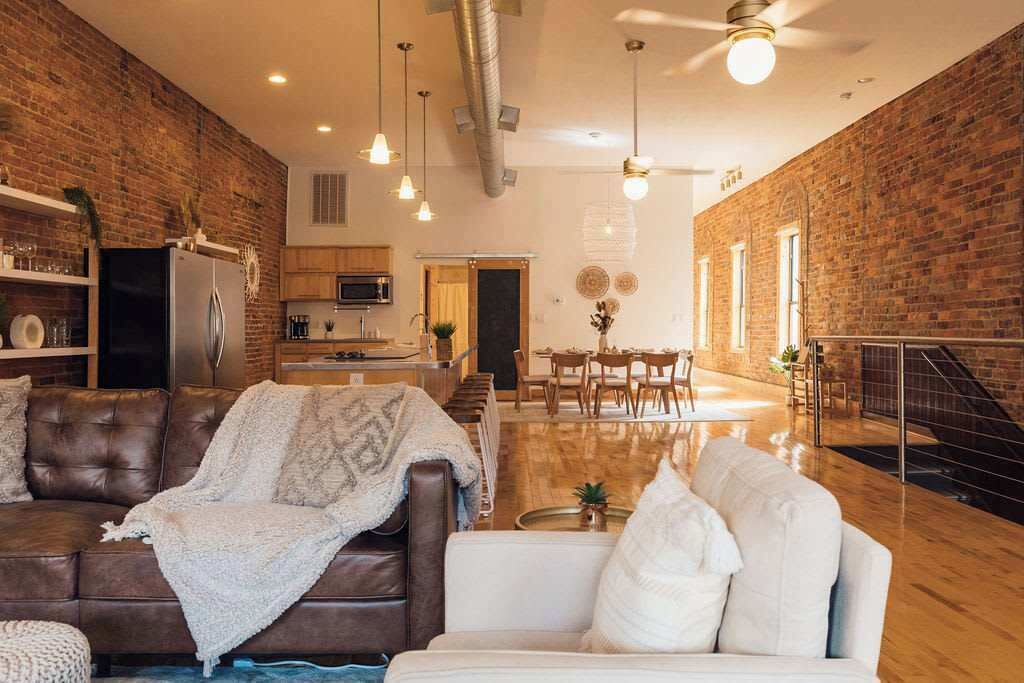 Photo of Livingroom in Johnson City