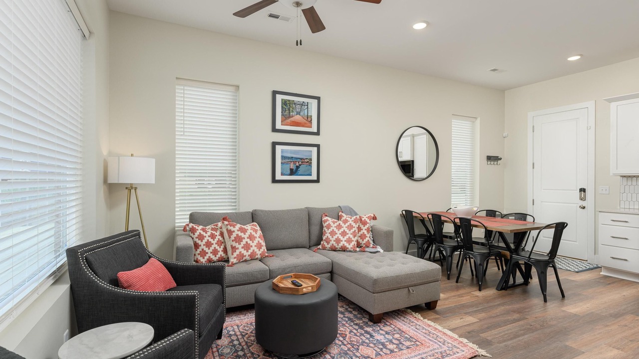 Photo of Livingroom in Chattanooga
