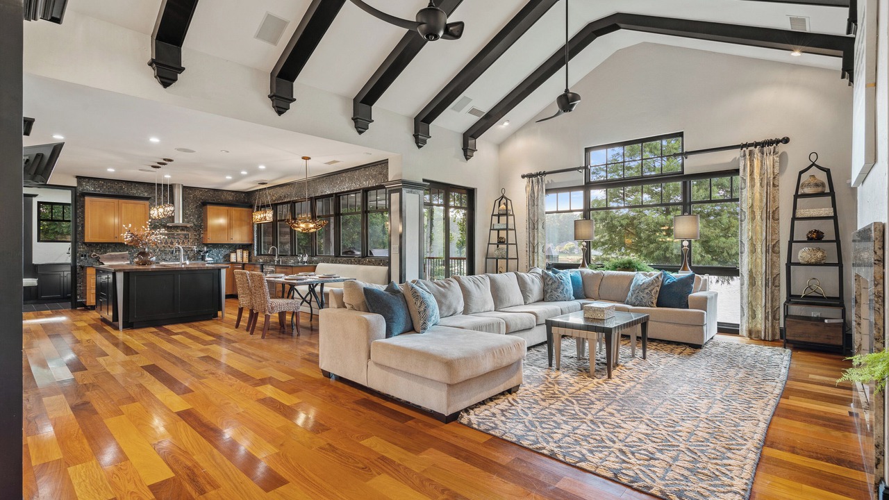 Photo of Livingroom in Mooresville