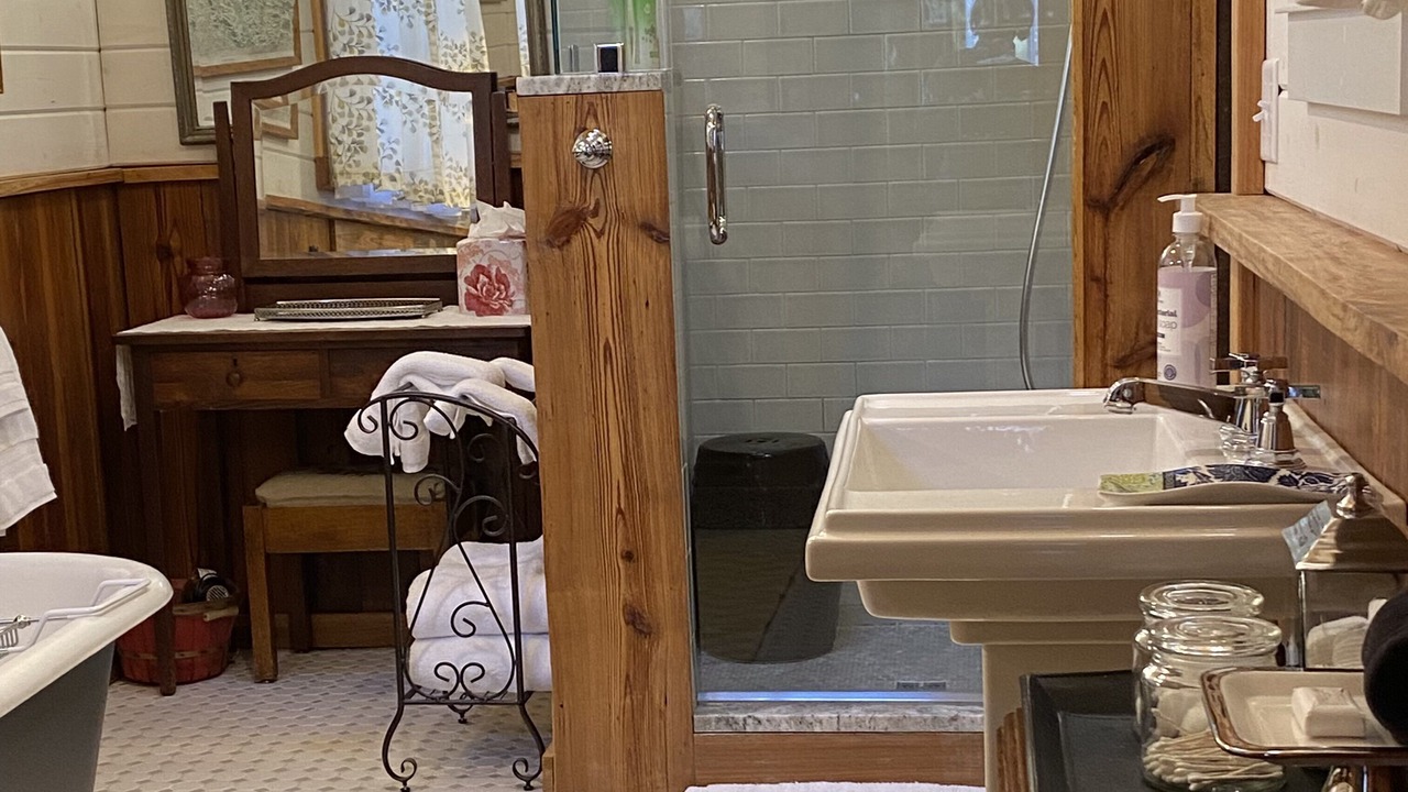 Photo of Bathroom in Druid Hills