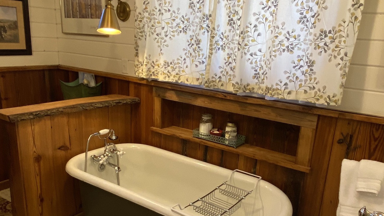 Photo of Bathroom in Druid Hills