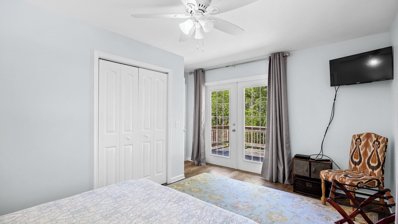 Photo of Bedroom in North Litchfield Beach