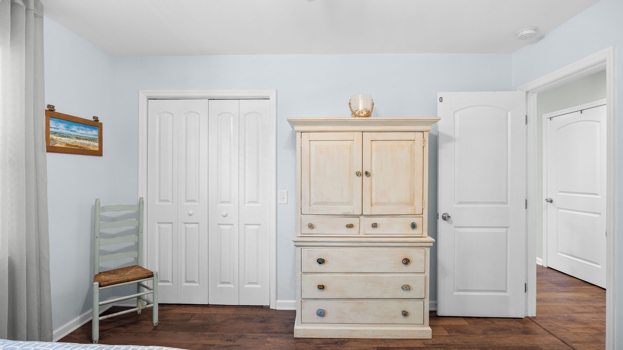 Photo of Bedroom in North Litchfield Beach