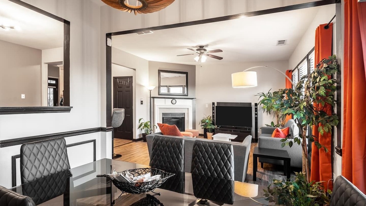 Photo of Bedroom in Gwinnett Place