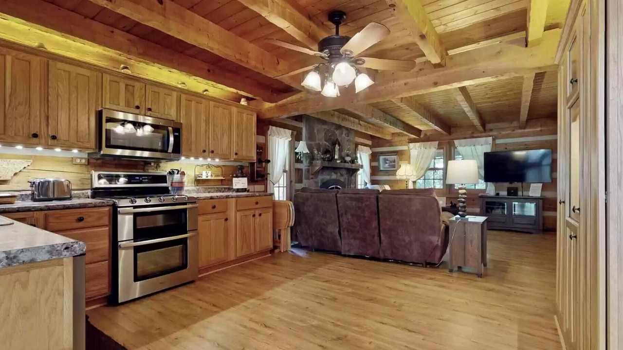 Photo of Kitchen in Clinton