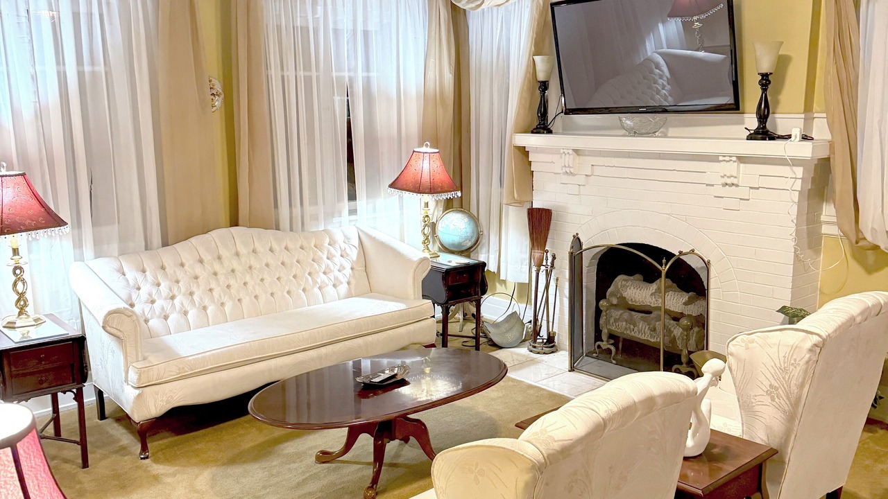 Photo of Livingroom in Dayhoit