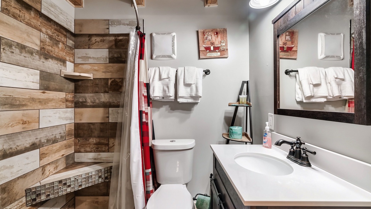 Photo of Bathroom in Sevierville