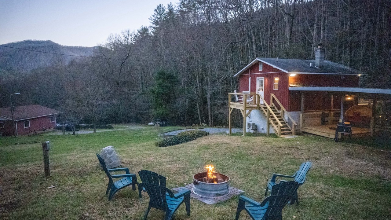 Photo of Patio Balcony in Sylva