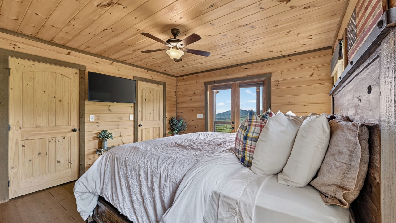 Photo of Bedroom in Blue Ridge