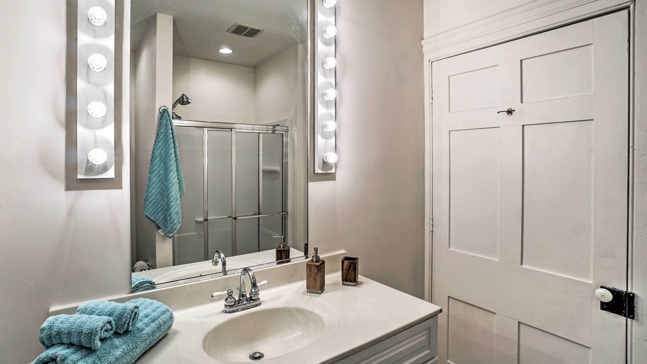 Photo of Bathroom in Troy