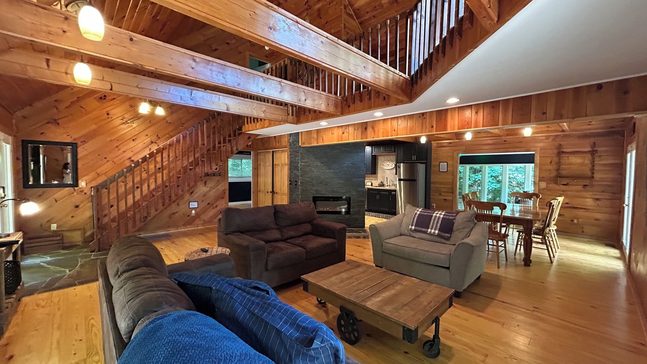 Photo of Livingroom in Ellijay
