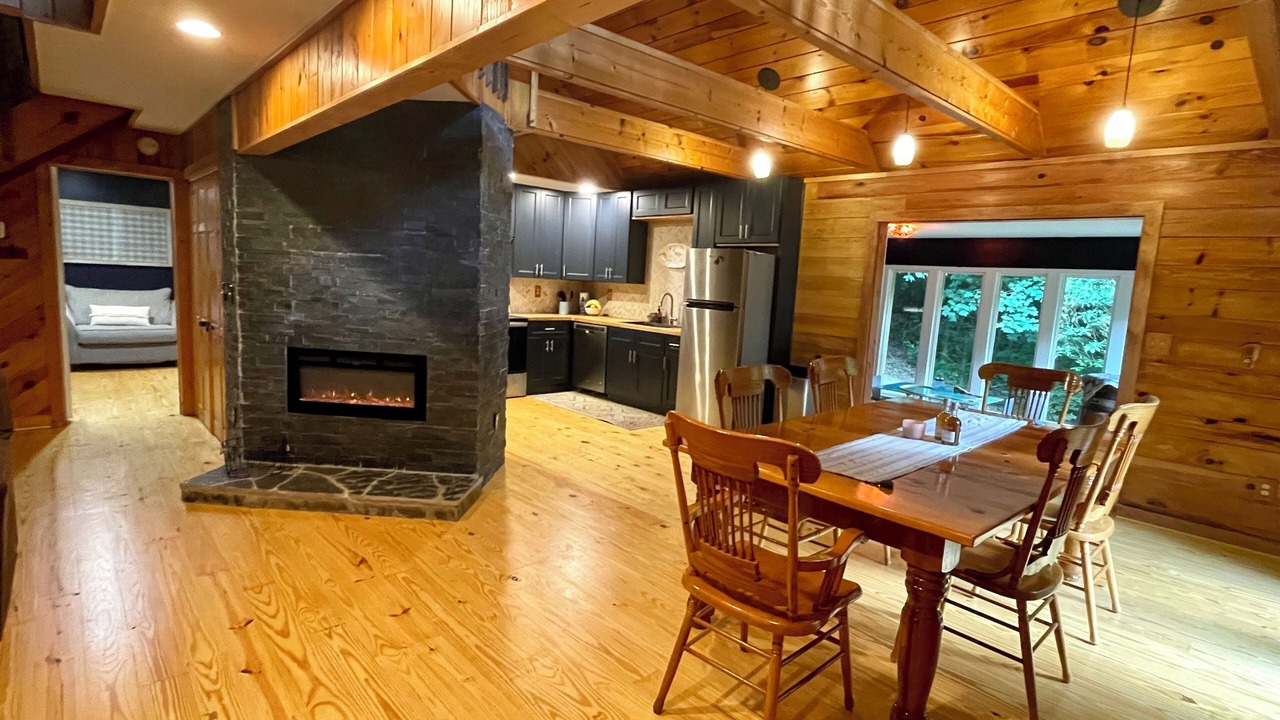 Photo of Livingroom in Ellijay
