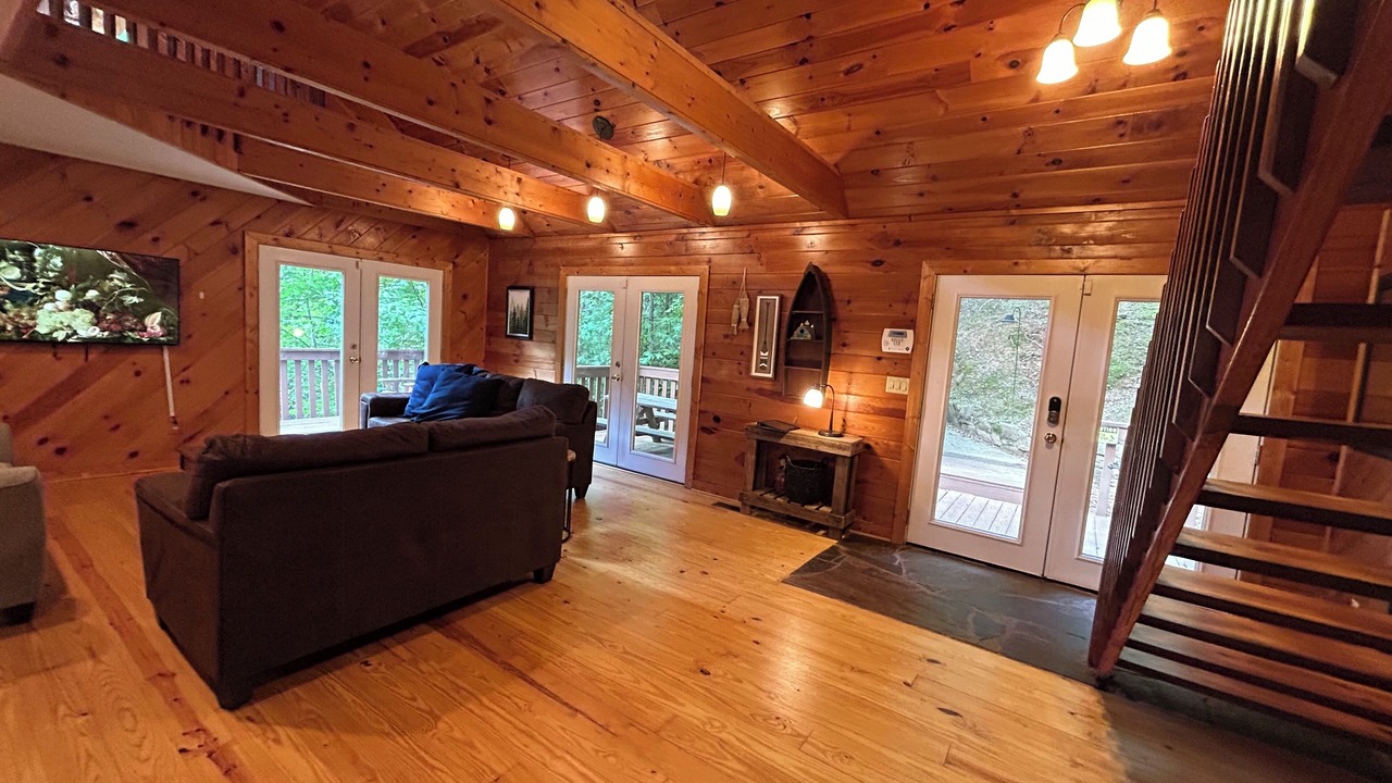 Photo of Livingroom in Ellijay