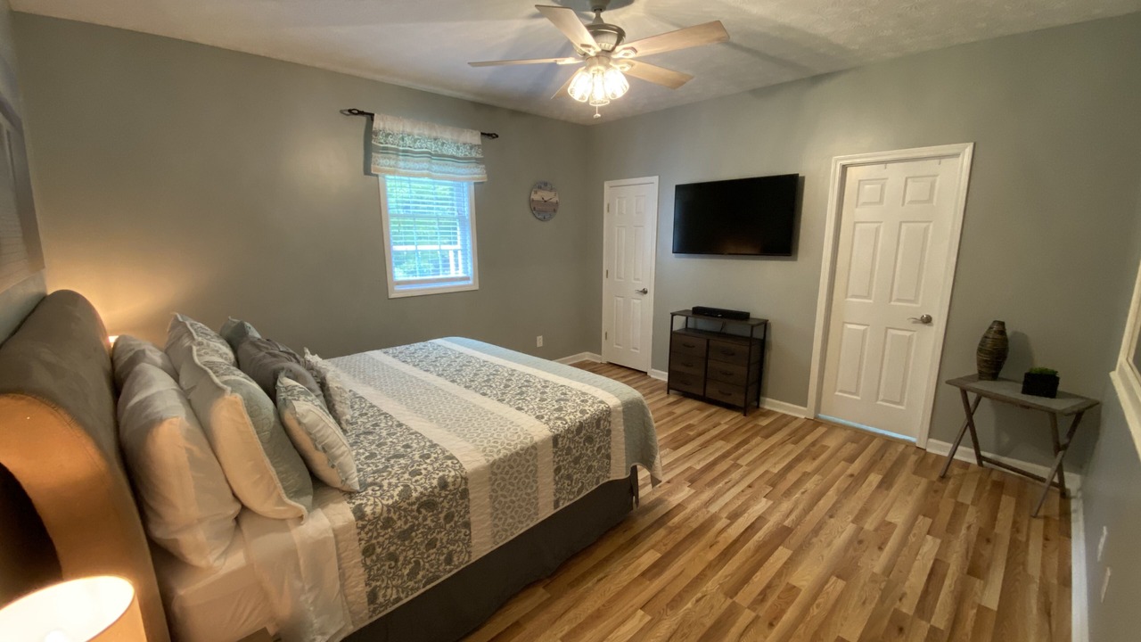 Photo of Bedroom in Dowelltown