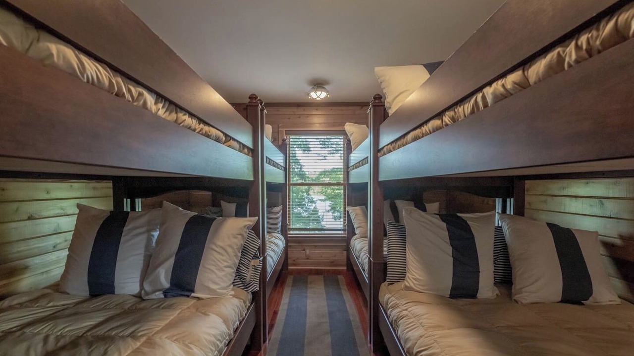 Photo of Bedroom in Nebo