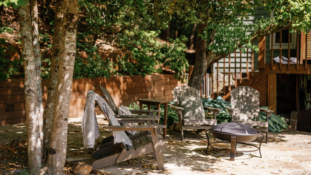 Photo of Patio Balcony in Cherry Log