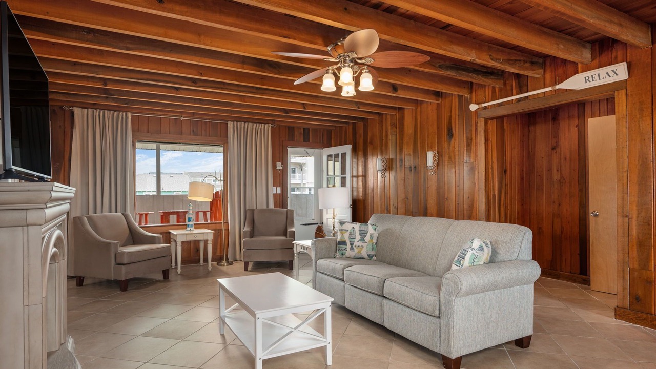 Photo of Livingroom in Kill Devil Hills