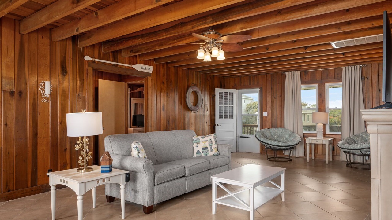 Photo of Livingroom in Kill Devil Hills