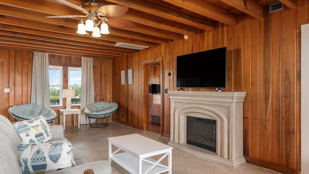 Photo of Livingroom in Kill Devil Hills