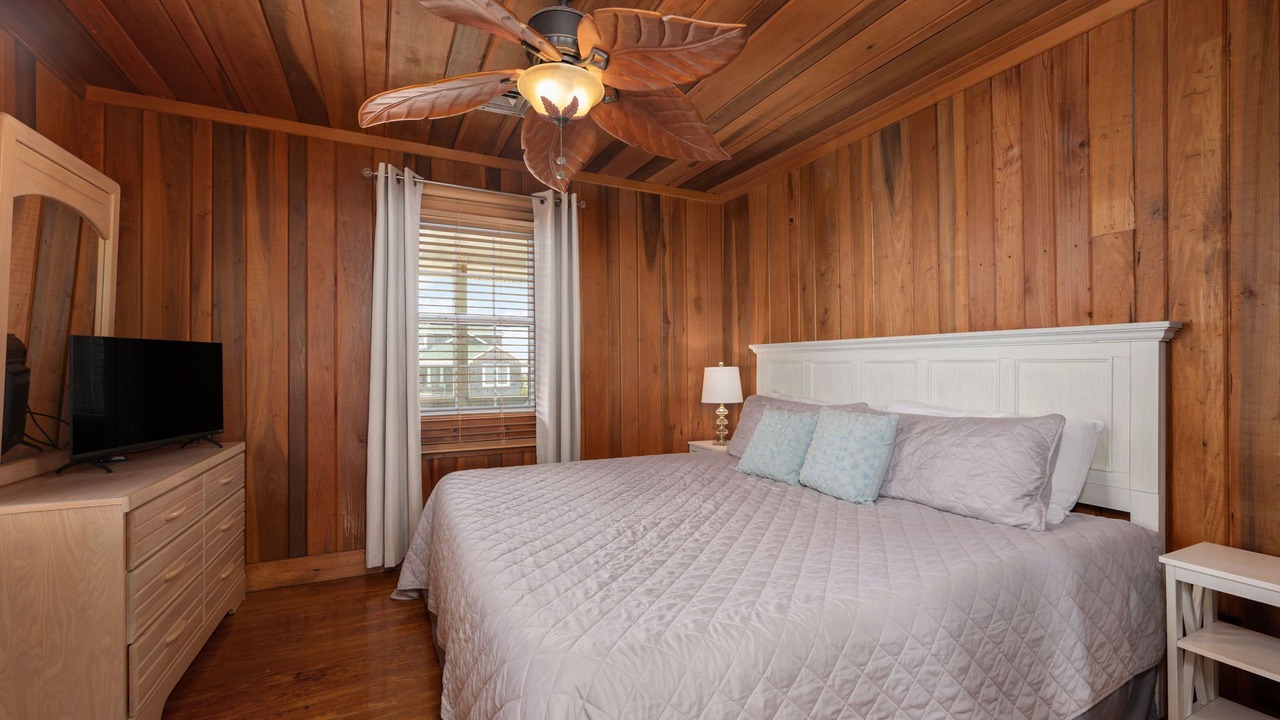 Photo of Bedroom in Kill Devil Hills