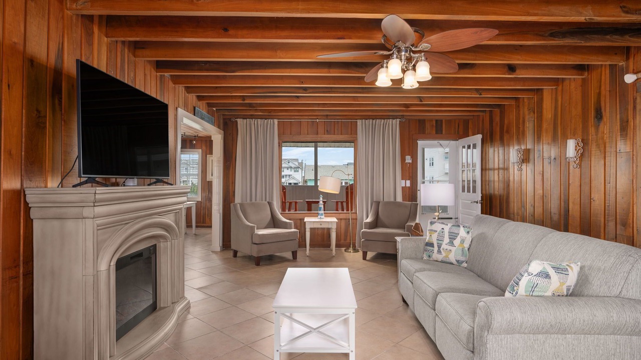 Photo of Livingroom in Kill Devil Hills
