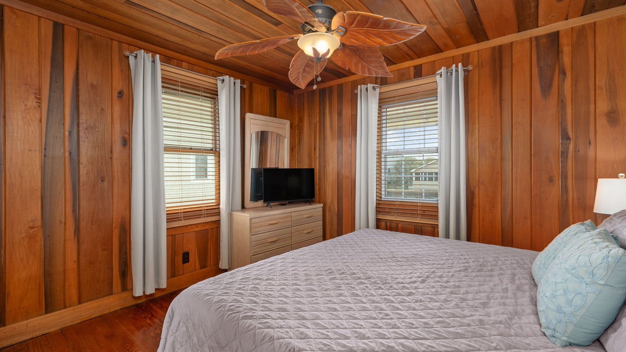 Photo of Bedroom in Kill Devil Hills