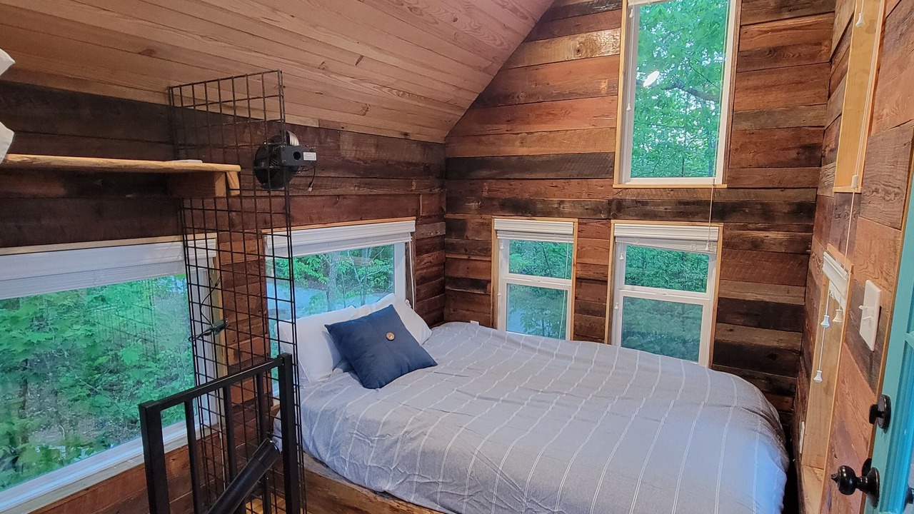 Photo of Bedroom in Pickens